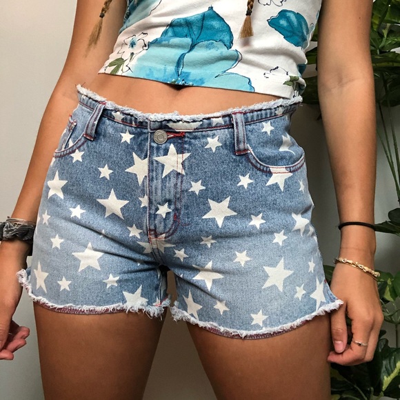 star shorts - Picture 3 of 5